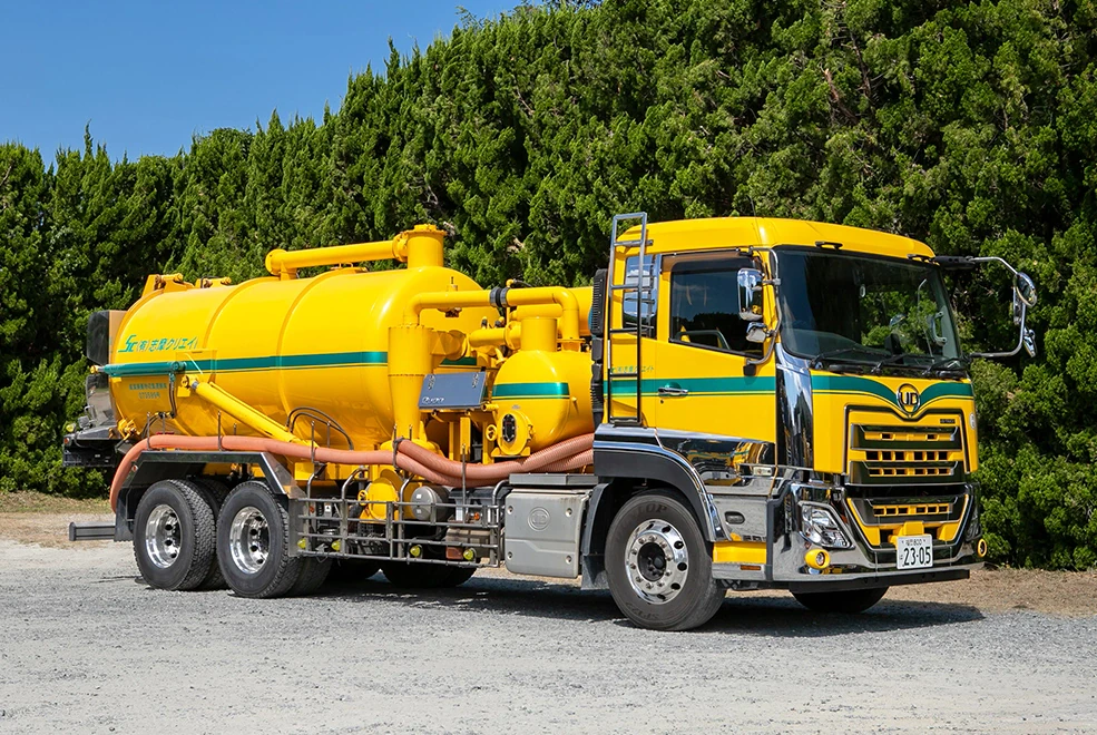 10t 強力吸引車 パワープロベスター 50m³/min（3台）、40m³/min（2台）